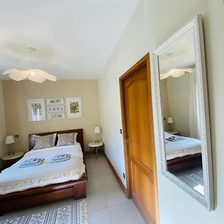 Le Hibou Heureux Bed & Breakfast 5*
