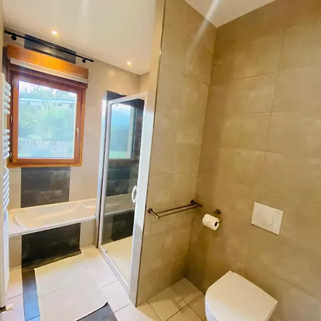 Le Hibou Heureux Bed & Breakfast 4*
