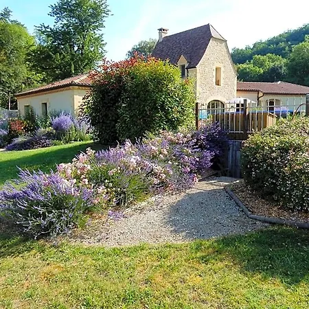 Le Hibou Heureux Bézenac