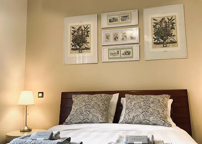 ベッド・アンド・ブレックファスト Le Hibou Heureux 4*