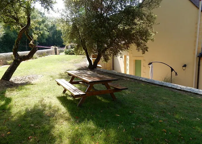 Le Hibou Heureux ベッド・アンド・ブレックファスト